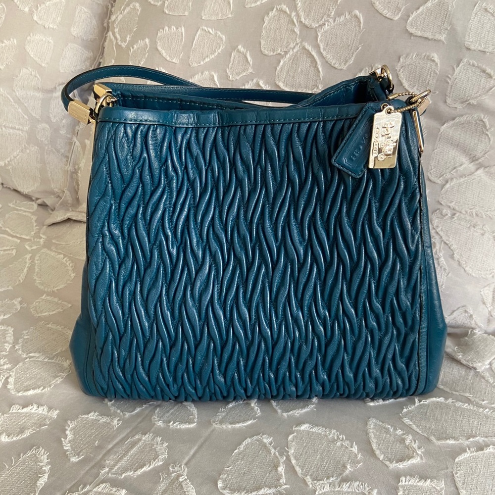 Like New! Coach Madison Phoebe Purse